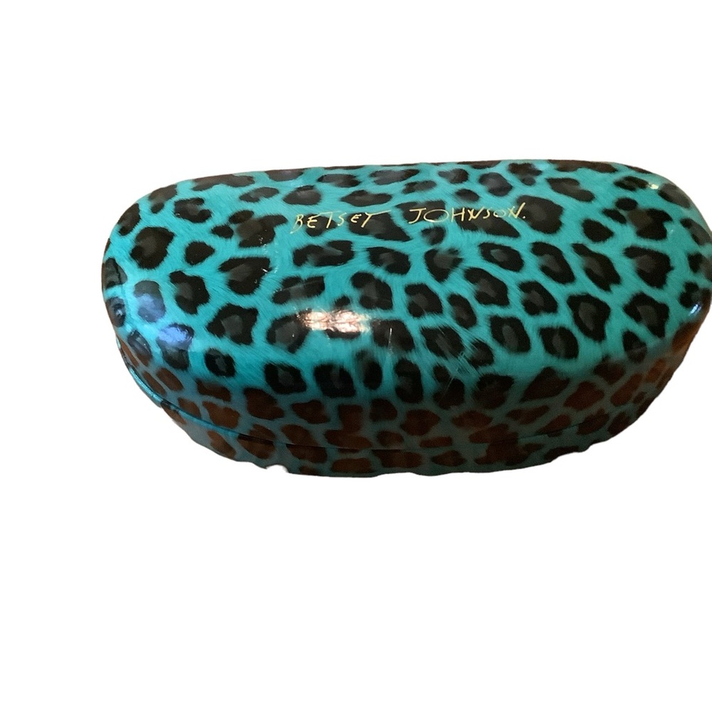 Betsey Johnson eyeglass case